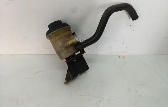 KIA Rio Power steering fluid tank/reservoir 571501G000