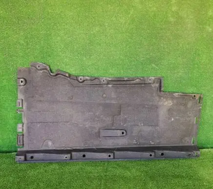 Audi A6 S6 C7 4G Side bottom protection 4G0825208D
