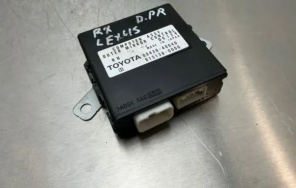Lexus RX 330 - 350 - 400H Wing mirror control module 8943048040 6151380000