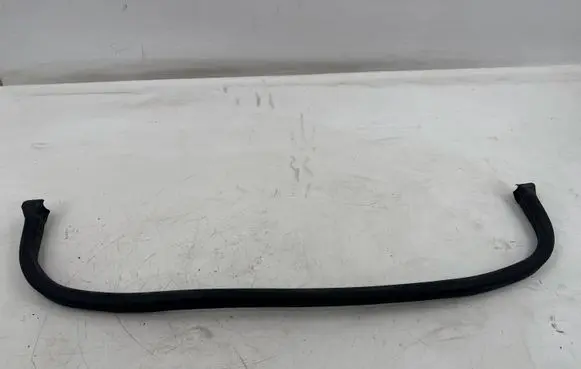 BMW 3 E46 Engine compartment rubber 8215915