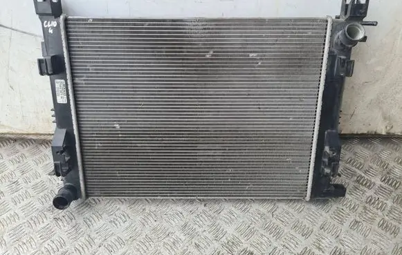 Renault Clio IV Coolant radiator