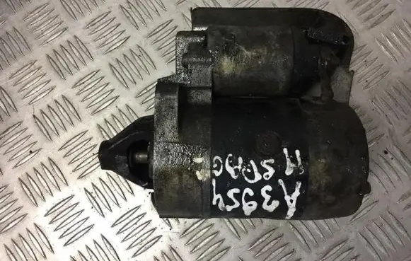 Mitsubishi Space Runner Starter motor m003t4448