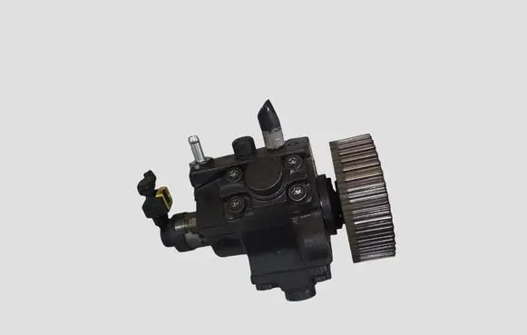 Opel Insignia A Fuel injection high pressure pump 0445010248 55574632