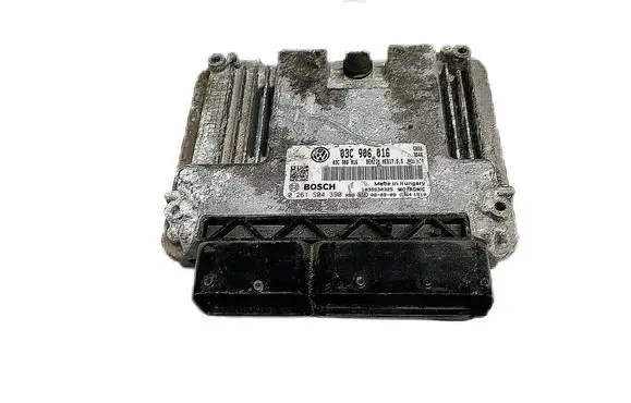 Volkswagen Golf VI Engine control unit/module 03C906016