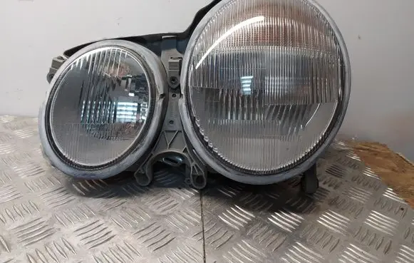 Mercedes-Benz E W210 Headlight/headlamp