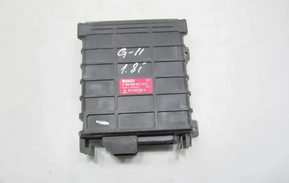 Volkswagen Golf II Engine control unit/module 321906263B 0280800042