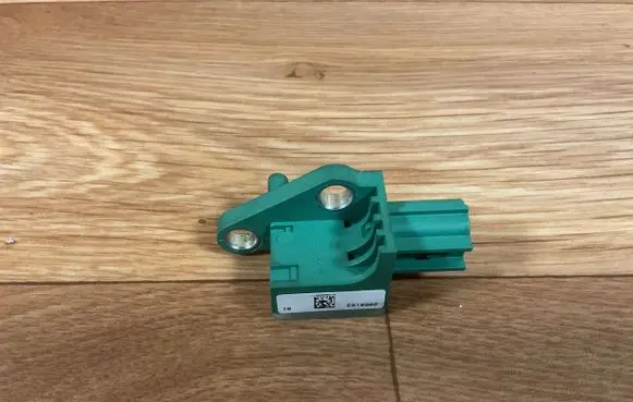 Volkswagen PASSAT B6 Airbag deployment crash/impact sensor 3C0909606