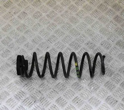 Volkswagen Polo VI Rear coil spring