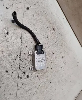 Opel Signum ESP acceleration yaw rate sensor 13223930 15113701 53081144