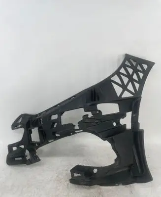 Mercedes-Benz E W212 Front bumper mounting bracket A2128854765