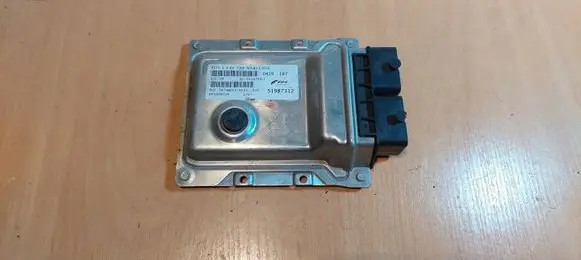 Alfa Romeo Mito Engine control unit/module ECU 51987312 9GF.T4 HW003