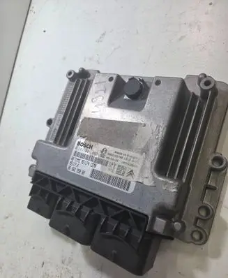 Peugeot 207 Engine control unit/module 9666235880