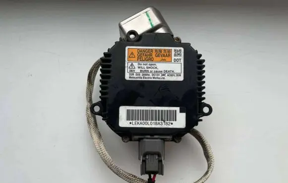 Renault Koleos I Voltage converter/converter module 
