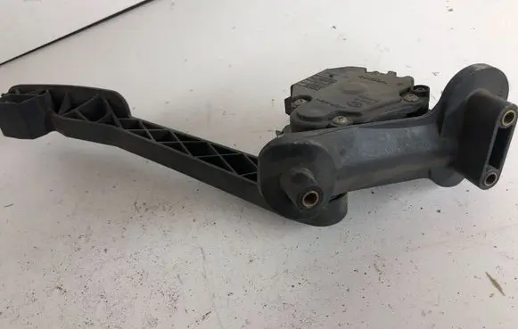 Volvo S80 Accelerator throttle pedal 9472051 00776908