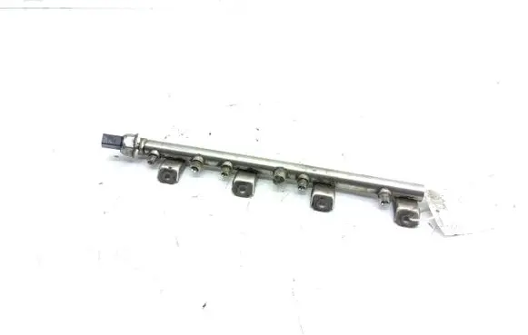 Fuel main line pipe