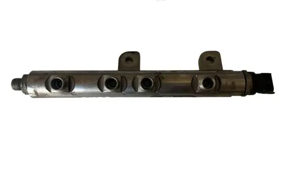 Jaguar XF X250 Fuel main line pipe CK5Q9D280BB 0445216048