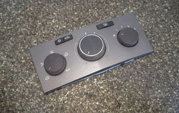 Opel Zafira B Climate control unit 13231057