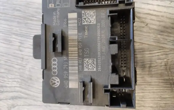 Audi A8 S8 D4 4H Door control unit/module 4H0959793M