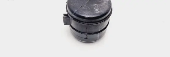 Nissan King Cab, Navara Vacuum air tank 