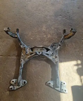 Mini Cooper Countryman R60 Front subframe 9807743044 0073880161