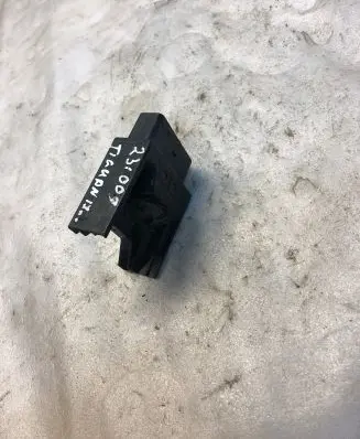 Volkswagen Tiguan Fuel injection pump control unit/module 3q0906093