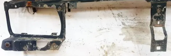 Renault Laguna I Radiator support slam panel