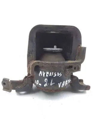 Toyota Avensis T270 Engine mount bracket
