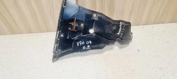 Volvo V70 Front bumper mounting bracket 08693182 BP3EA