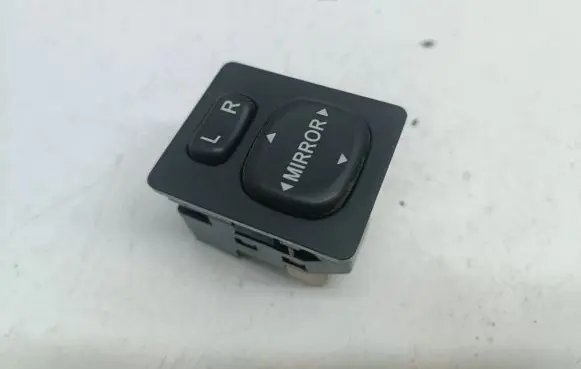 Toyota Avensis Verso Wing mirror switch 183574 769746A