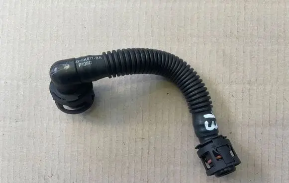 Ford B-MAX Breather/breather pipe/hose CM5G6K817BA P108D