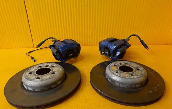 BMW X3 G01 Rear brake disc 6860925