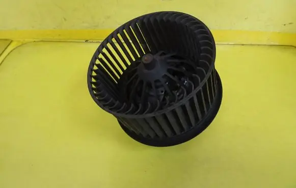 Ford Focus C-MAX Heater fan/blower 3M5H-18456-AD 173.60071.03