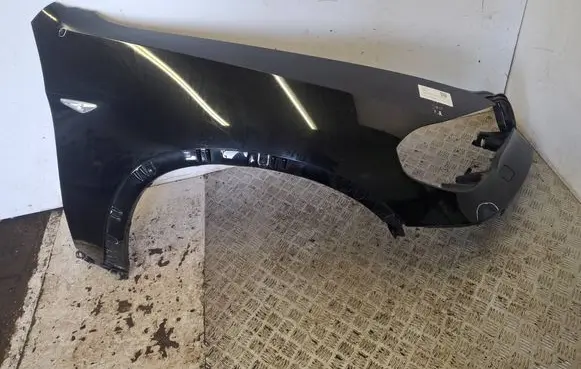 BMW X5 E70 Fender 