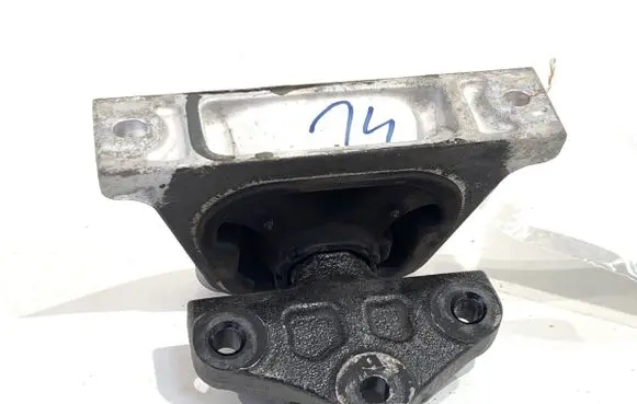 Suzuki Vitara (LY) Gearbox mount