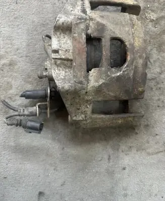 Audi A6 S6 C6 4F Front brake caliper