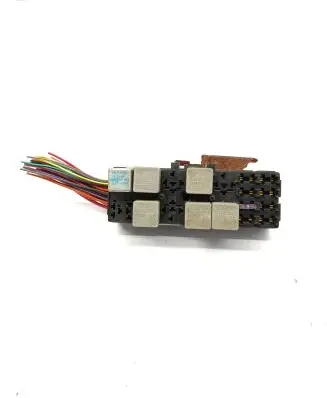 Cadillac DeVille Relay mounting block 1626239 1620998