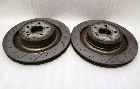 Mercedes-Benz E W212 Rear brake disc A2124230412