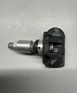 Dodge Challenger Tire pressure sensor 68487472AA 22F88D60