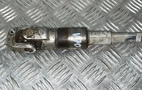 Volvo V70 Steering column universal joint W0436554