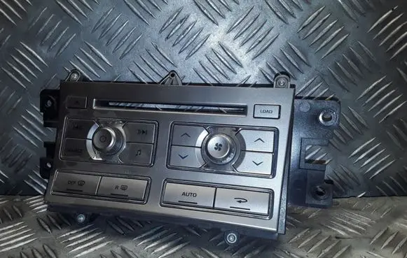 Jaguar XF Climate control unit 8X2318C858BF 28149274