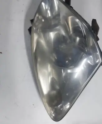 Toyota Corolla Verso AR10 Headlight/headlamp M60GF10