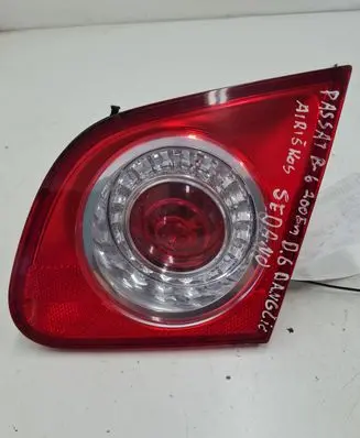 Volkswagen PASSAT B6 Tailgate rear/tail lights 3C5945094D