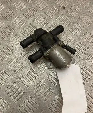 Volvo XC90 Electric auxiliary coolant/water pump 31338385