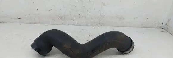 Audi A4 S4 B6 8E 8H Intercooler pipe mounting bracket 