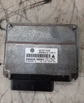 Volkswagen Touareg I Transfer box differential control unit 0AD927755BE 5WK22063