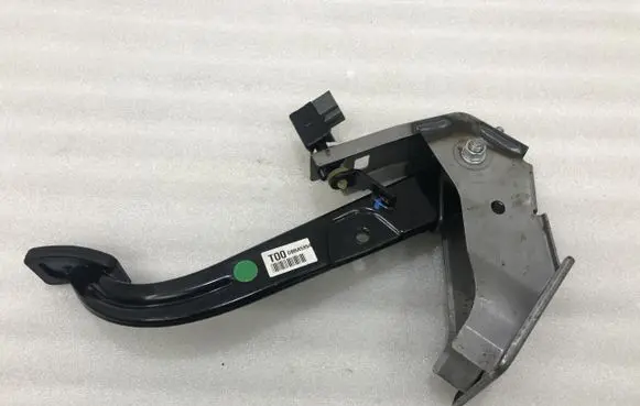 Clutch pedal