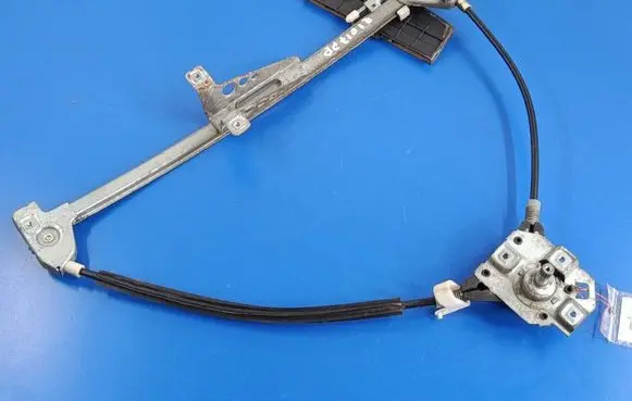 Audi 80 90 S2 B4 Front door window regulator with motor