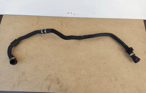 BMW 5 G30 G31 Engine coolant pipe/hose 8573234 17128573234