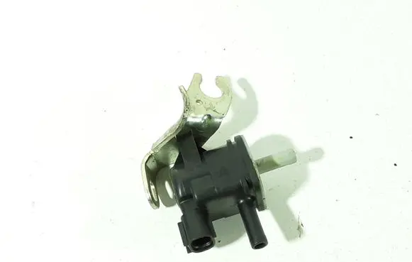 Toyota Auris 150 Vacuum valve 9091012278 1362007010