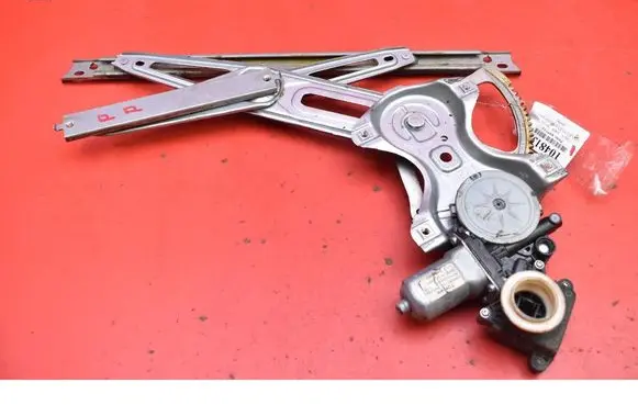 Toyota Auris 150 Front door window regulator with motor 8571002420